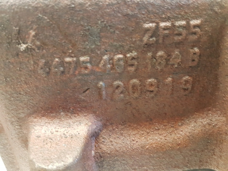 Fendt 724 S4, 700 Series Front Axle Swivel Housing Rhs F743300020200, 4475465184 - Front axle for Agricultural machinery: picture 4 Fendt 724 S4, 700 Series Front Axle Swivel Housing Rhs F743300020200, 4475465184 - Front axle for Agricultural machinery: picture 4