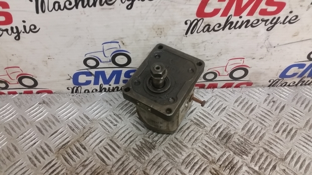 Fiat 980 Hydraulic Power Steering Pump 87569205, 5179722, 5129481, 44900839 - Steering pump for Farm tractor: picture 4 Fiat 980 Hydraulic Power Steering Pump 87569205, 5179722, 5129481, 44900839 - Steering pump for Farm tractor: picture 4