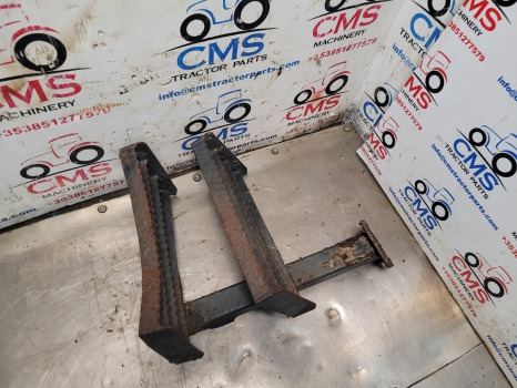 Ford 3930, 4630, 4830, 5030 Cab Footstep, Step Lhs E9nn16r500bb24m - Footstep: picture 2 Ford 3930, 4630, 4830, 5030 Cab Footstep, Step Lhs E9nn16r500bb24m - Footstep: picture 2