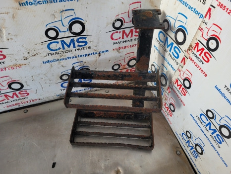 Ford 3930, 4630, 4830, 5030 Cab Footstep, Step Lhs E9nn16r500bb24m - Footstep: picture 4 Ford 3930, 4630, 4830, 5030 Cab Footstep, Step Lhs E9nn16r500bb24m - Footstep: picture 4