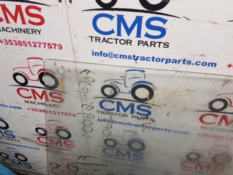 Ford 4600, 5600, 6600, 7600, Fritzmeier Windscreen 3286 - Windscreen for Agricultural machinery: picture 4 Ford 4600, 5600, 6600, 7600, Fritzmeier Windscreen 3286 - Windscreen for Agricultural machinery: picture 4
