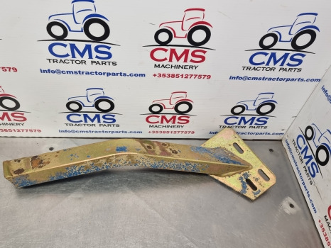 Ford 7610, 7710, 7810, 8830, 8730 Foot Step Lhs Bracket Only E4nn9420041ab - Footstep: picture 2 Ford 7610, 7710, 7810, 8830, 8730 Foot Step Lhs Bracket Only E4nn9420041ab - Footstep: picture 2