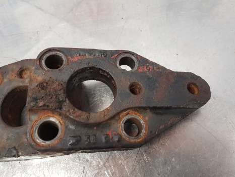 Front axle Ford Tw 20 Front Axle Cover Pivot Zp1927085, 81927085, 4468453034, Zp1927087, 81927087: picture 6