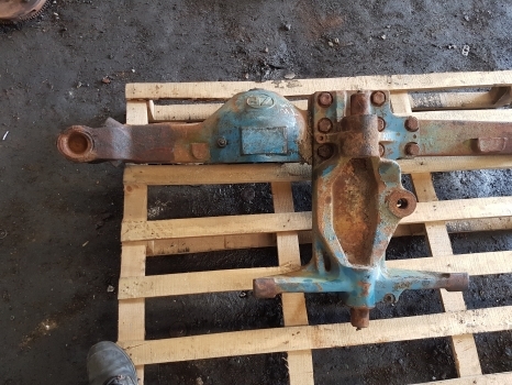 Ford Tw 20 Front Axle Housing Zp1927693, 81927693, Zp1927835, 81927835, 4468461009 - Front axle for Farm tractor: picture 2 Ford Tw 20 Front Axle Housing Zp1927693, 81927693, Zp1927835, 81927835, 4468461009 - Front axle for Farm tractor: picture 2