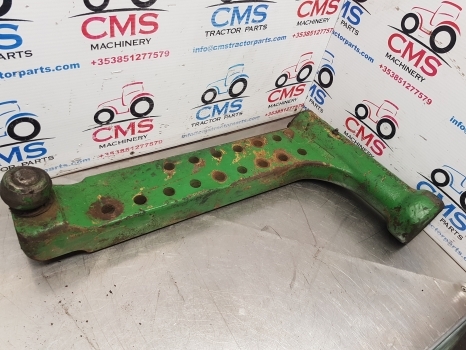 John Deere 2140, 2040, 1840, 1640 Spindle Knuckle Rhs Rhs Al31297, L35000 - Steering knuckle for Farm tractor: picture 2 John Deere 2140, 2040, 1840, 1640 Spindle Knuckle Rhs Rhs Al31297, L35000 - Steering knuckle for Farm tractor: picture 2