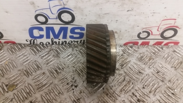 John Deere 6100, 6300, 6400, 6010, 6110, 6210, 6310, 6500, 6600 Gear L115483 - Transmission for Farm tractor: picture 3 John Deere 6100, 6300, 6400, 6010, 6110, 6210, 6310, 6500, 6600 Gear L115483 - Transmission for Farm tractor: picture 3