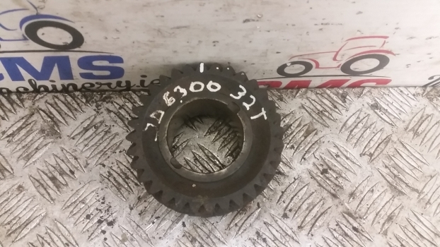 John Deere 6100, 6300, 6400, 6010, 6110, 6210, 6310, 6500, 6600 Gear L115483 - Transmission for Farm tractor: picture 2 John Deere 6100, 6300, 6400, 6010, 6110, 6210, 6310, 6500, 6600 Gear L115483 - Transmission for Farm tractor: picture 2