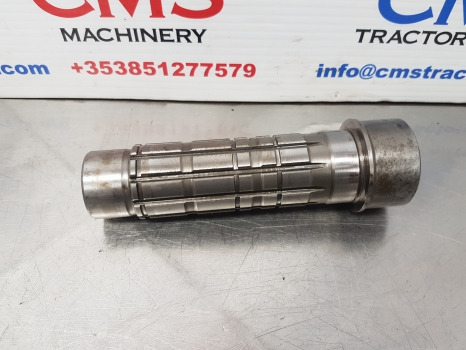 John Deere 6400, 6300, 6200, 6100 Transmission Countershaft L76871 - Transmission: picture 3 John Deere 6400, 6300, 6200, 6100 Transmission Countershaft L76871 - Transmission: picture 3