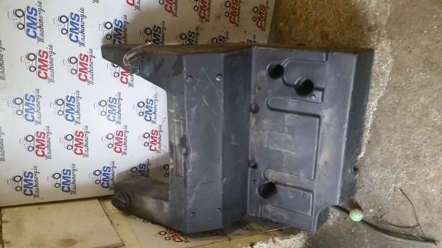 Landini Mythos Series 115 Fuel Tank 3647933m94, 3647310m91, 3652135m91 - Fuel tank for Farm tractor: picture 1 Landini Mythos Series 115 Fuel Tank 3647933m94, 3647310m91, 3652135m91 - Fuel tank for Farm tractor: picture 1