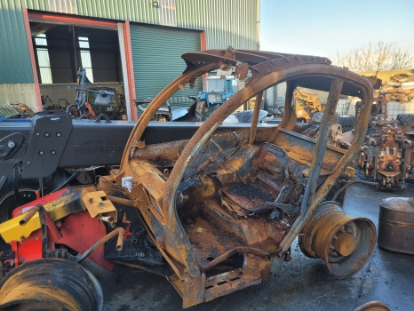 Manitou Mlt 630-115 Front, Rear Axle, Engine, Transmission, Lift, Boom Parts - Engine and parts: picture 4 Manitou Mlt 630-115 Front, Rear Axle, Engine, Transmission, Lift, Boom Parts - Engine and parts: picture 4