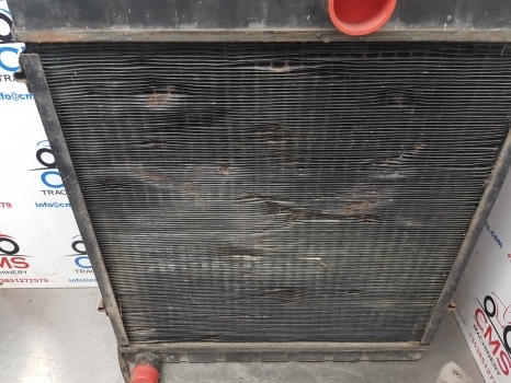 Massey Ferguson 365, 375, 385, 390, 398 Radiator 1695721m2 - Radiator for Farm tractor: picture 3 Massey Ferguson 365, 375, 385, 390, 398 Radiator 1695721m2 - Radiator for Farm tractor: picture 3