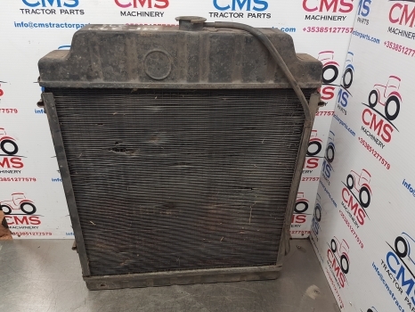 Massey Ferguson 365, 375, 385, 390, 398 Radiator 1695721m2 - Radiator for Farm tractor: picture 5 Massey Ferguson 365, 375, 385, 390, 398 Radiator 1695721m2 - Radiator for Farm tractor: picture 5