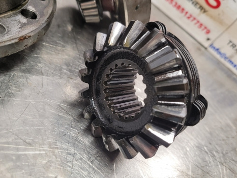 Matbro Clark Hurth Front Rear Axle Differential Assy738.04.040.01, 738.04.042.01 - Front axle: picture 5 Matbro Clark Hurth Front Rear Axle Differential Assy738.04.040.01, 738.04.042.01 - Front axle: picture 5