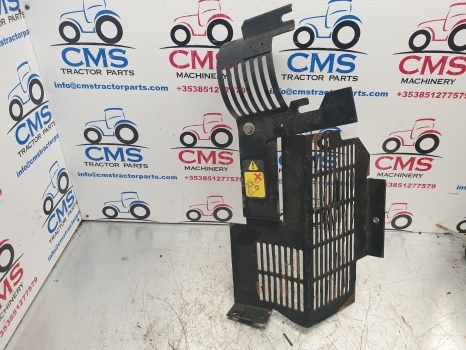 New Holland Lhs Grill With Aircon - Grill for Farm tractor: picture 1 New Holland Lhs Grill With Aircon - Grill for Farm tractor: picture 1