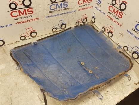 New Holland T4, T5, Td5 Series T5.95 Radiator Grille, Grill Upper 84278053 - Grill for Farm tractor: picture 3 New Holland T4, T5, Td5 Series T5.95 Radiator Grille, Grill Upper 84278053 - Grill for Farm tractor: picture 3