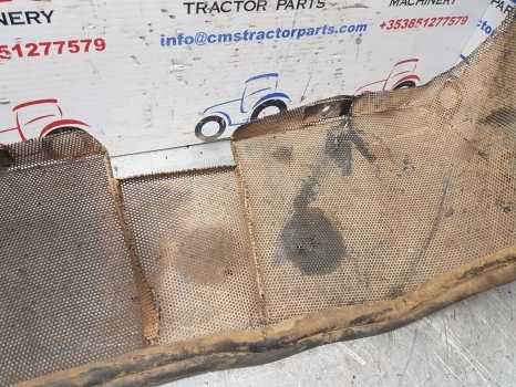 New Holland T4, T5, Td5 Series T5.95, Td5.95 Radiator Grille, Grill 47987142 - Grill for Farm tractor: picture 5 New Holland T4, T5, Td5 Series T5.95, Td5.95 Radiator Grille, Grill 47987142 - Grill for Farm tractor: picture 5