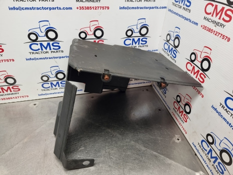 New Holland T6.180, T6, Case Maxxum Series, Fuel Tank Cover 47726503, 48167485 - Fuel tank: picture 1 New Holland T6.180, T6, Case Maxxum Series, Fuel Tank Cover 47726503, 48167485 - Fuel tank: picture 1