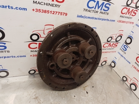 New Holland T6030, T6050, T6050 Front Axle Hub Plate Hat 87330329, 87681965 - Wheel hub for Farm tractor: picture 3 New Holland T6030, T6050, T6050 Front Axle Hub Plate Hat 87330329, 87681965 - Wheel hub for Farm tractor: picture 3