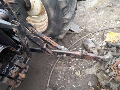 Valtra 6100. 6200, 6300, 6400 Lift Arm Rhs V45352500 - Suspension: picture 1 Valtra 6100. 6200, 6300, 6400 Lift Arm Rhs V45352500 - Suspension: picture 1