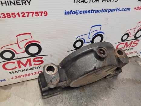 Valtra 6400, 6100, 6200, 6300 Front Axle Support Bracket Front V31791800, 102003 - Suspension: picture 4 Valtra 6400, 6100, 6200, 6300 Front Axle Support Bracket Front V31791800, 102003 - Suspension: picture 4