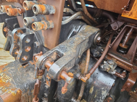 Valtra S230, S240, S260, S280 Crossshaft Arm Rhs Tbo 307, V34003800 - Suspension: picture 1 Valtra S230, S240, S260, S280 Crossshaft Arm Rhs Tbo 307, V34003800 - Suspension: picture 1