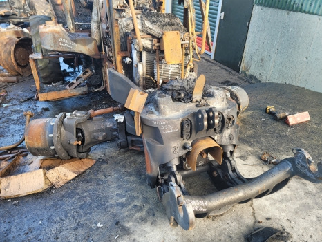 Valtra S374 Transmission Vario Unit 009995400000a, Ml260.2 - Gearbox: picture 4 Valtra S374 Transmission Vario Unit 009995400000a, Ml260.2 - Gearbox: picture 4