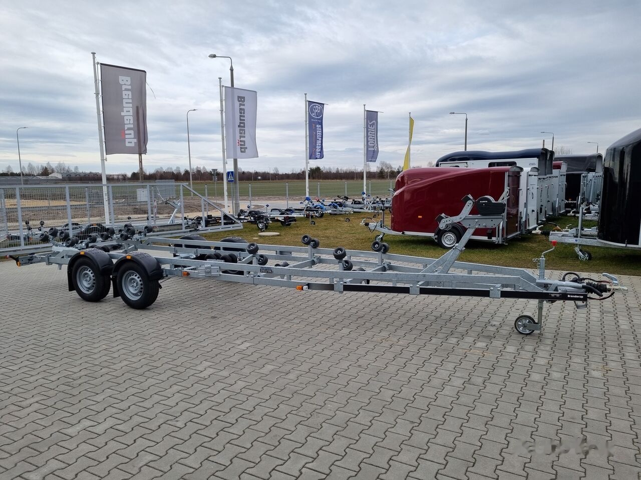 Brenderup 263500TB SRX trailer for 7,8 m boat 3.5T GVW - Boat trailer: picture 2 Brenderup 263500TB SRX trailer for 7,8 m boat 3.5T GVW - Boat trailer: picture 2