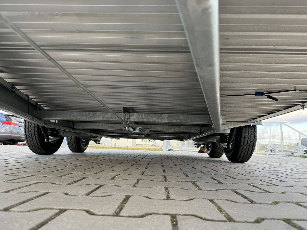 New Closed box trailer Debon C800 furgon van trailer 3000 KG GVW car transporter Cheval Debon: picture 10