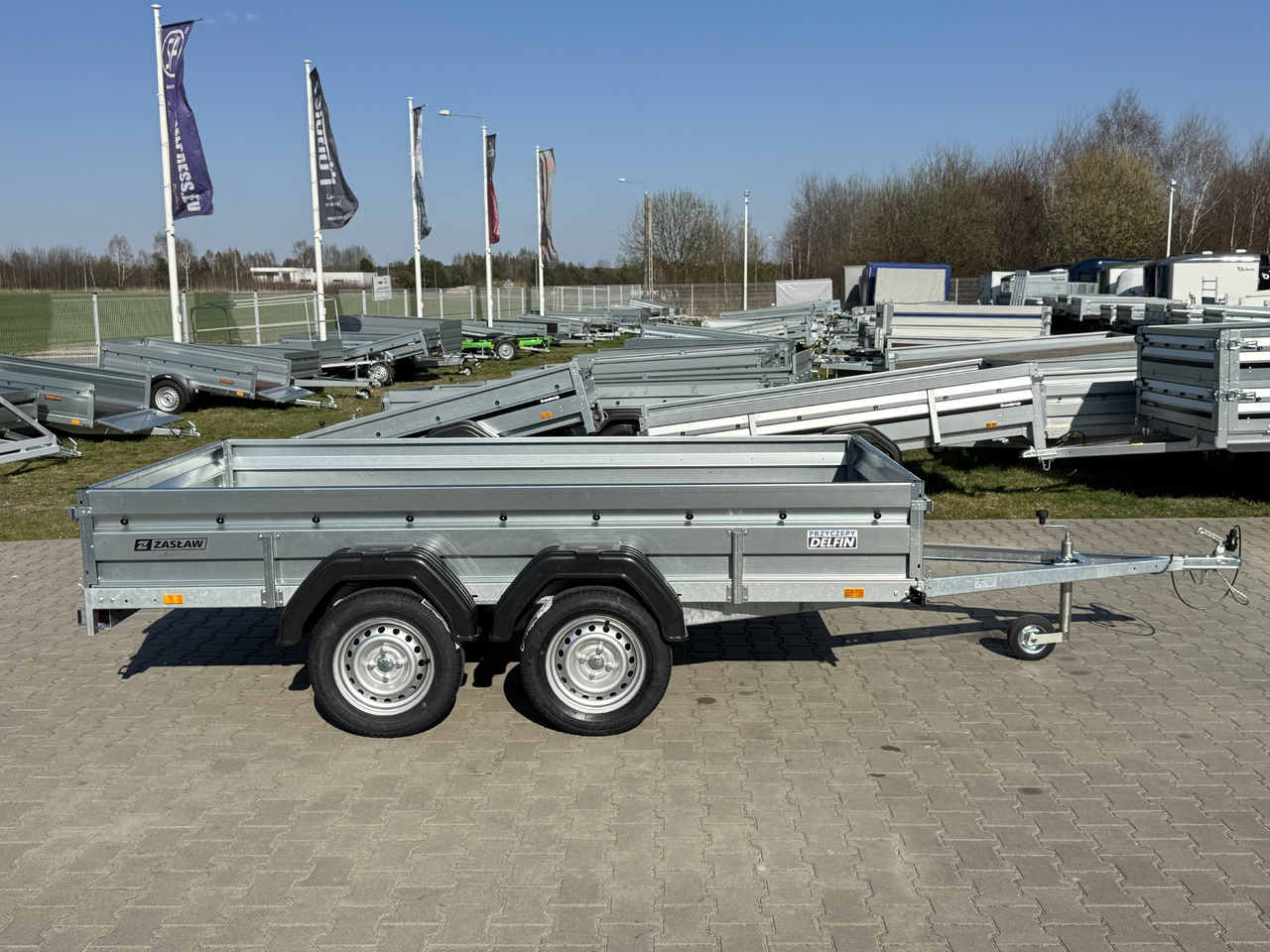 ZASŁAW 300T - przyczepa skrzyniowa 2 osie / 750kg - Car trailer: picture 2 ZASŁAW 300T - przyczepa skrzyniowa 2 osie / 750kg - Car trailer: picture 2