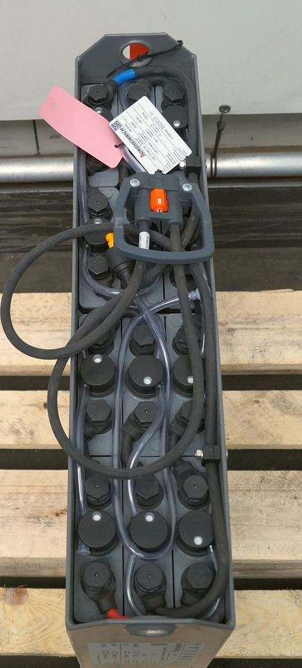 Jungheinrich unknown | Battery 24 2PZB150 year 2024 weight 150 kg sn. C81419642 - Battery for Material handling equipment: picture 2 Jungheinrich unknown | Battery 24 2PZB150 year 2024 weight 150 kg sn. C81419642 - Battery for Material handling equipment: picture 2
