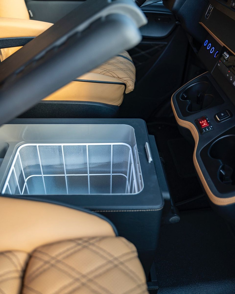 New Minibus, Passenger van Mercedes-Benz Sprinter 319 VIP Business Van/ TV/ Premium Sound Mercedes-Benz Sprinter 319 VIP Business Van/ TV/ IN STOCK!!!: picture 27 New Minibus, Passenger van Mercedes-Benz Sprinter 319 VIP Business Van/ TV/ Premium Sound Mercedes-Benz Sprinter 319 VIP Business Van/ TV/ IN STOCK!!!: picture 27