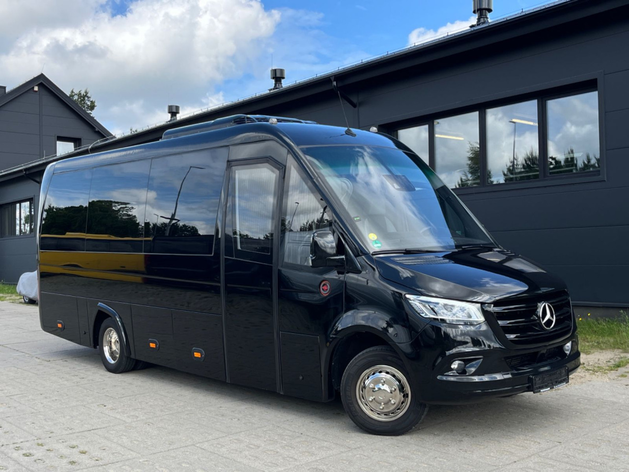 Mercedes-Benz Sprinter 519 HIGH DECK/ 3.0 V6 / LUXURY Bus - Coach: picture 2 Mercedes-Benz Sprinter 519 HIGH DECK/ 3.0 V6 / LUXURY Bus - Coach: picture 2