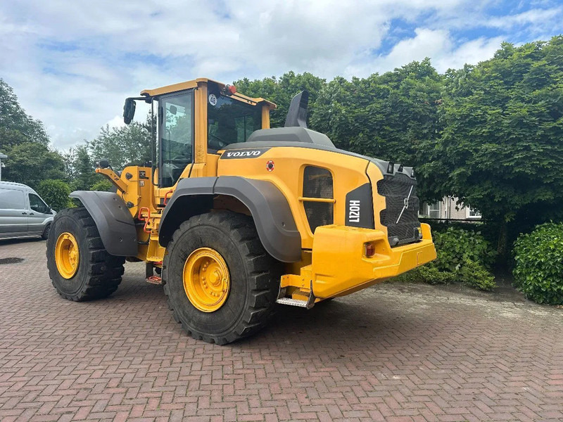 Volvo L120 H - Wheel loader: picture 4 Volvo L120 H - Wheel loader: picture 4