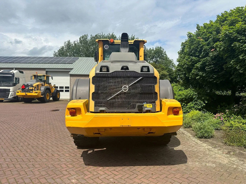 Volvo L120 H - Wheel loader: picture 3 Volvo L120 H - Wheel loader: picture 3