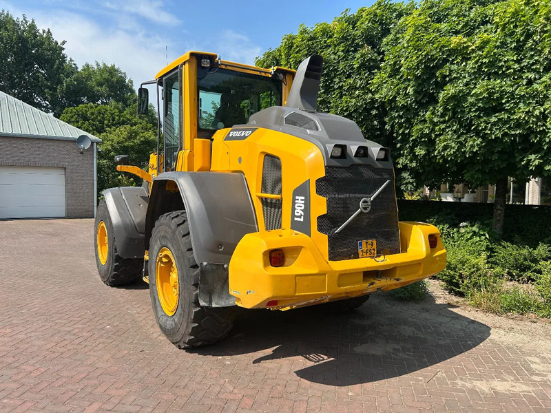 Volvo L90 H - Wheel loader: picture 2 Volvo L90 H - Wheel loader: picture 2