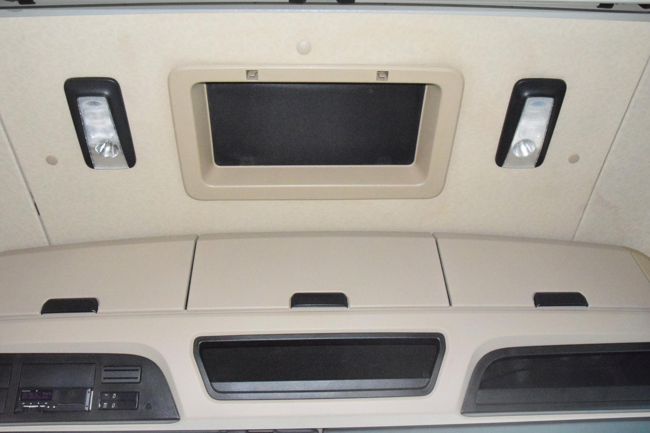 Tractor unit Mercedes-Benz Actros 5 1845 BigSpace: picture 13