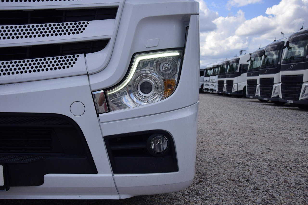 Tractor unit Mercedes-Benz Actros 5 1845 BigSpace: picture 7