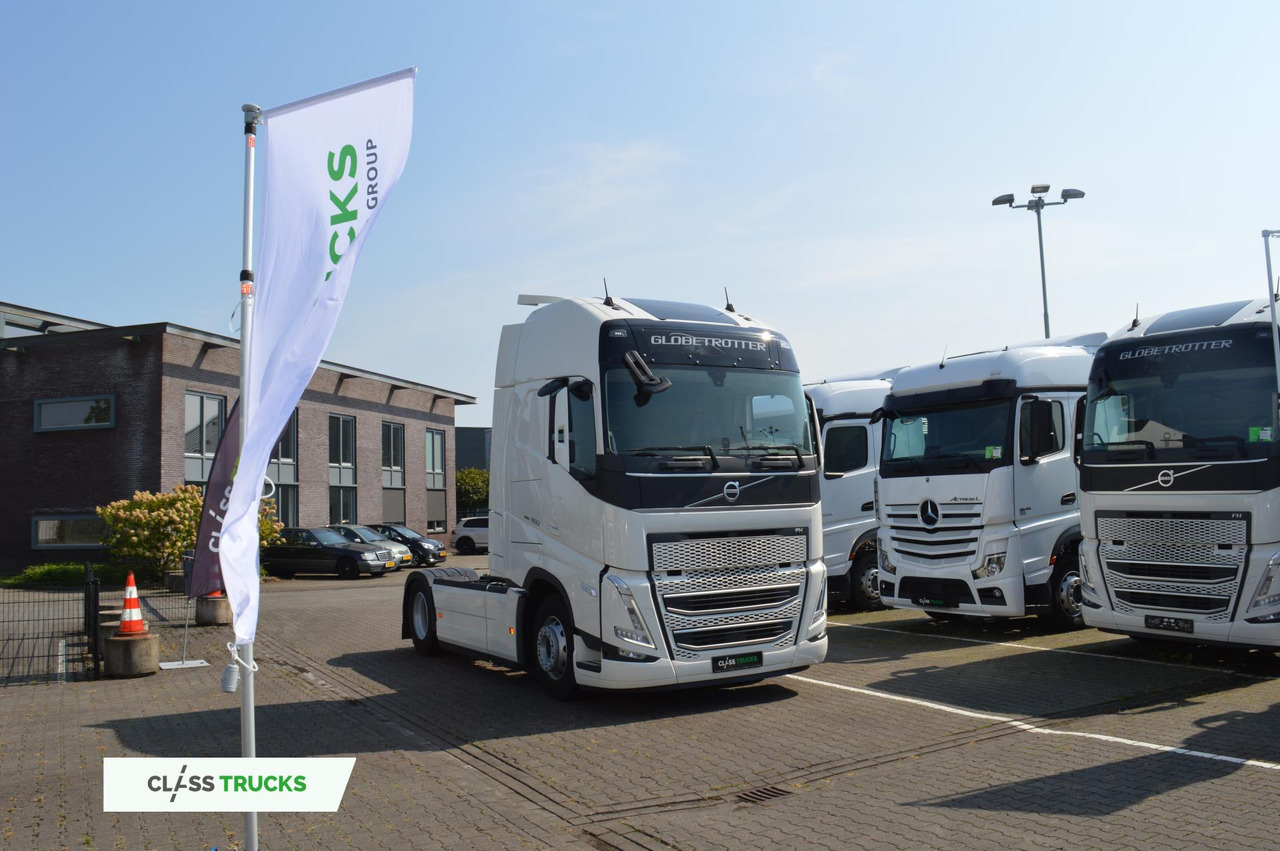 Volvo FH 460 Globetrotter XL i-Save Side Skirts - Tractor unit: picture 1 Volvo FH 460 Globetrotter XL i-Save Side Skirts - Tractor unit: picture 1