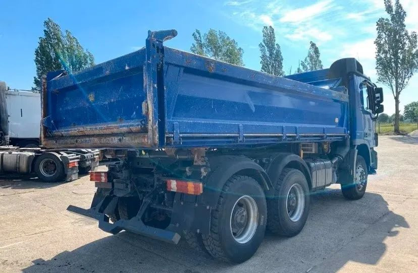 Mercedes-Benz Actros 3344 6x4 / Wywrotka trójstronna Miller / Euro 5 / - Tipper: picture 3 Mercedes-Benz Actros 3344 6x4 / Wywrotka trójstronna Miller / Euro 5 / - Tipper: picture 3