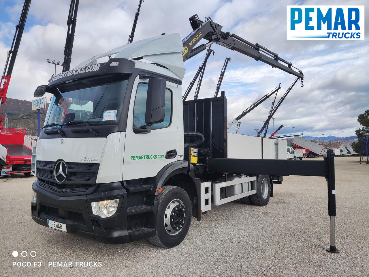 MERCEDES-BENZ ANTOS 1827 GRUA PALFINGER PK 18002 CAJA FIJA 18T EURO 6 - Crane truck: picture 1 MERCEDES-BENZ ANTOS 1827 GRUA PALFINGER PK 18002 CAJA FIJA 18T EURO 6 - Crane truck: picture 1