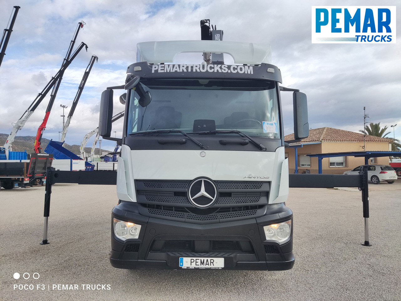 MERCEDES-BENZ ANTOS 1827 GRUA PALFINGER PK 18002 CAJA FIJA 18T EURO 6 - Crane truck: picture 2 MERCEDES-BENZ ANTOS 1827 GRUA PALFINGER PK 18002 CAJA FIJA 18T EURO 6 - Crane truck: picture 2