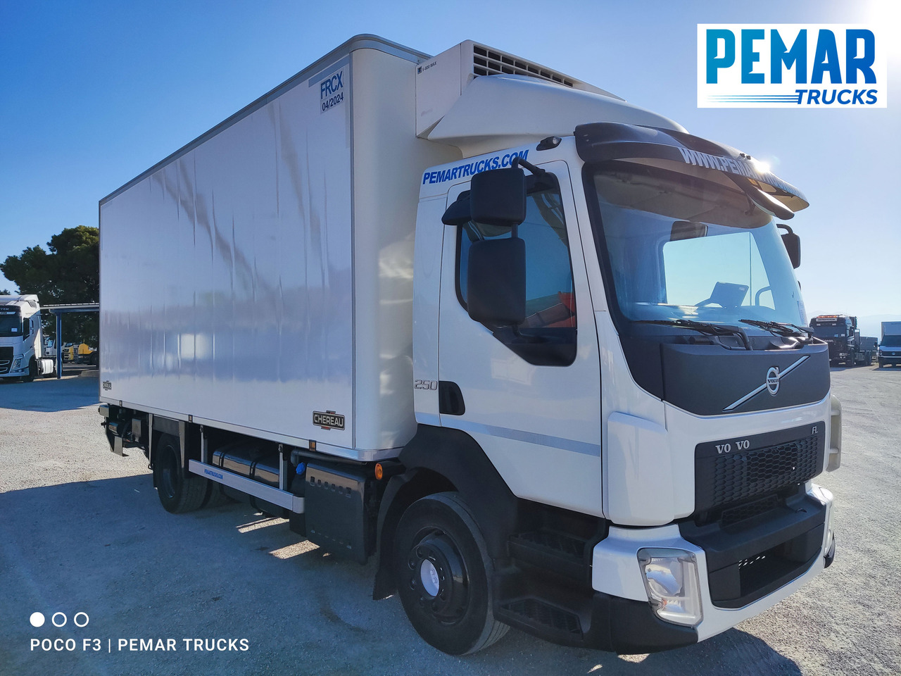 VOLVO FL 250 FRIGORIFICO 12T EURO 6 - Refrigerator truck: picture 3 VOLVO FL 250 FRIGORIFICO 12T EURO 6 - Refrigerator truck: picture 3