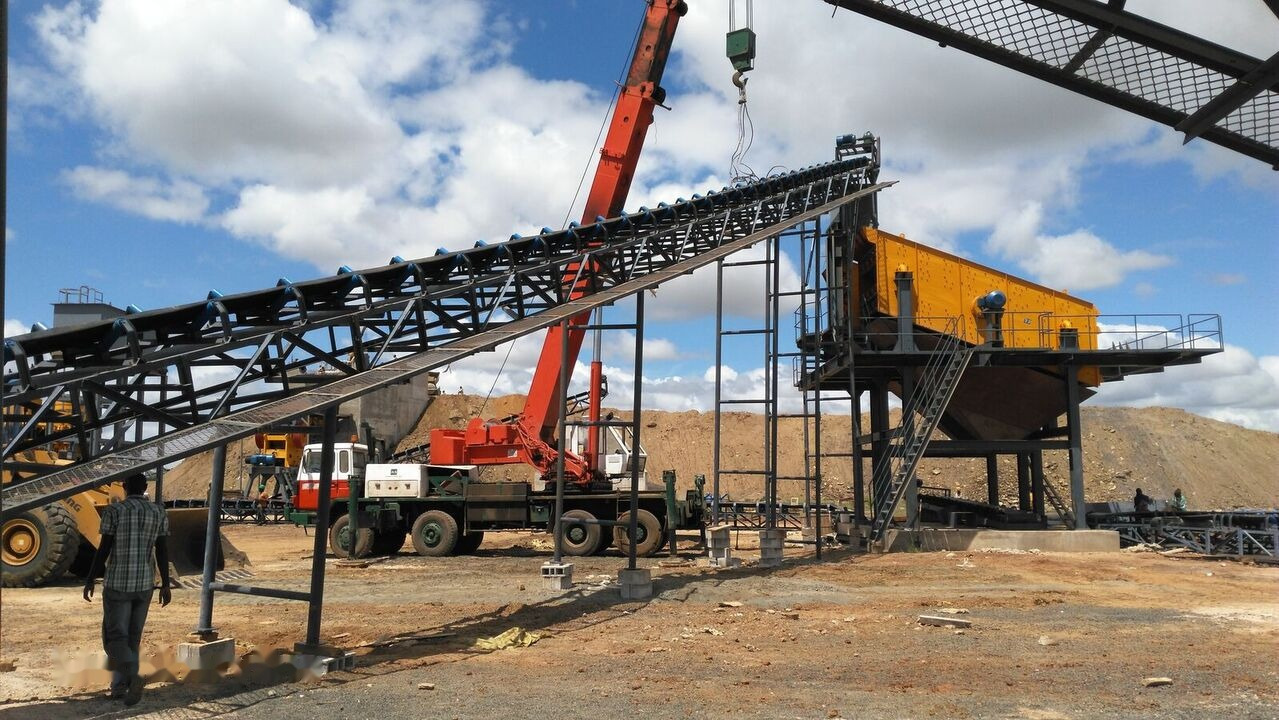 Kinglink 250TPH Basalt \ Silex Stone Crusher Crushing Plant - Jaw crusher: picture 5 Kinglink 250TPH Basalt \ Silex Stone Crusher Crushing Plant - Jaw crusher: picture 5