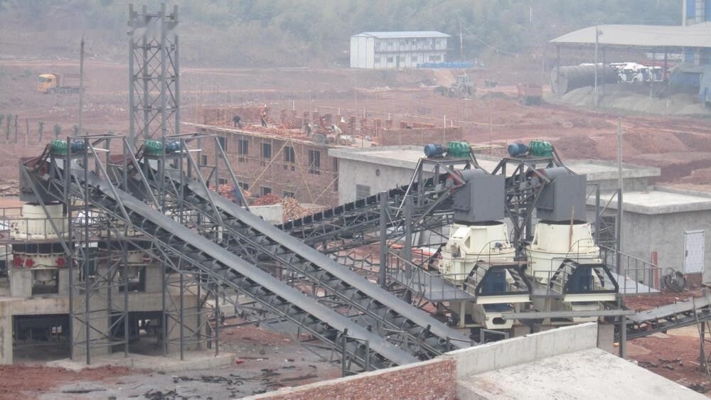 Kinglink 250TPH Granite/Basalt/Riverstone Crushing Plant - Crusher: picture 3 Kinglink 250TPH Granite/Basalt/Riverstone Crushing Plant - Crusher: picture 3