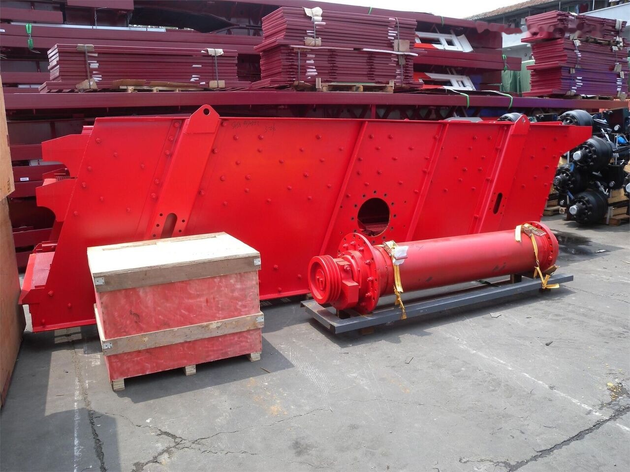 Kinglink Triple deck vibrating screen 3YK1854 - Screener: picture 1 Kinglink Triple deck vibrating screen 3YK1854 - Screener: picture 1