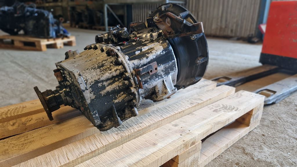 EATON / VICKERS Y05131 FOR MAN - Gearbox for Truck: picture 2 EATON / VICKERS Y05131 FOR MAN - Gearbox for Truck: picture 2
