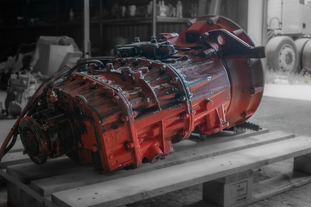 EATON / VICKERS Y08319 FOR MAN - MANUAL LEVER - Gearbox for Truck: picture 4 EATON / VICKERS Y08319 FOR MAN - MANUAL LEVER - Gearbox for Truck: picture 4