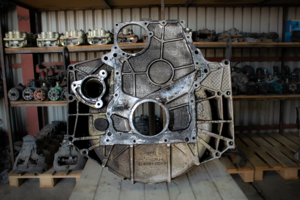 MAN TGA - WITH HOLE FOR MOVEMENT - Flywheel for Truck: picture 2 MAN TGA - WITH HOLE FOR MOVEMENT - Flywheel for Truck: picture 2