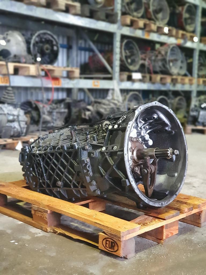 MAN TGA ZF 16 S 2220 TD WITH HYDRAULIC LEVER 1-1 WITHOUT INTARDER - Gearbox for Truck: picture 1 MAN TGA ZF 16 S 2220 TD WITH HYDRAULIC LEVER 1-1 WITHOUT INTARDER - Gearbox for Truck: picture 1
