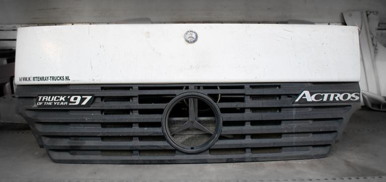 MERCEDES-BENZ ACTROS MEGA MP I - Hood for Truck: picture 1 MERCEDES-BENZ ACTROS MEGA MP I - Hood for Truck: picture 1
